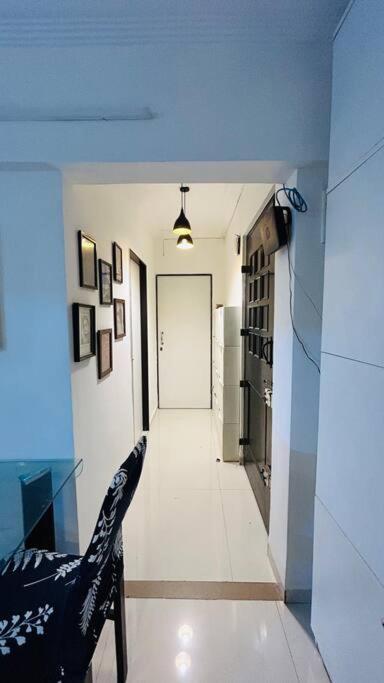 Cozy Corner Apartment Mumbai Exterior photo