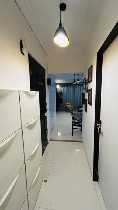 Cozy Corner Apartment Mumbai Exterior photo